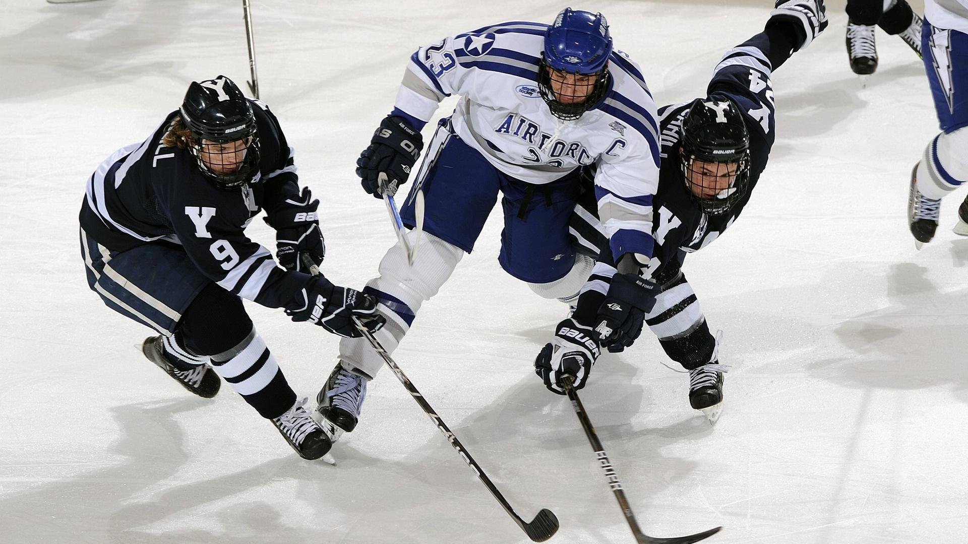 曼城欧冠再下一城,哈兰德与福登的配合堪称经典,哈兰德穿曼城球衣